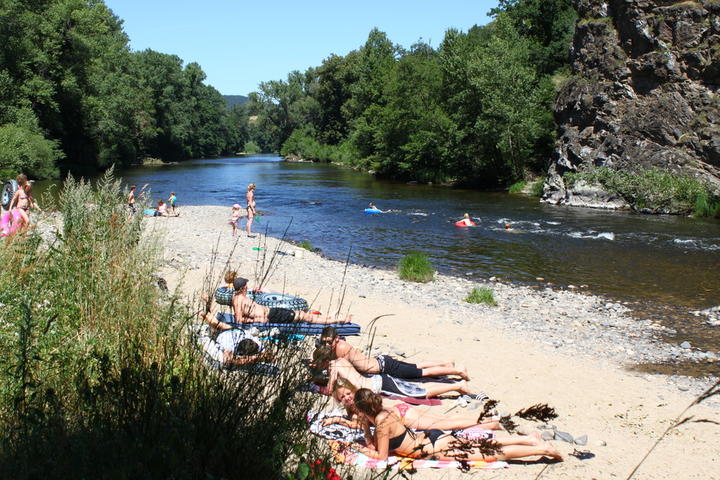 Camping Gorges de l'Allier Camping Langeac