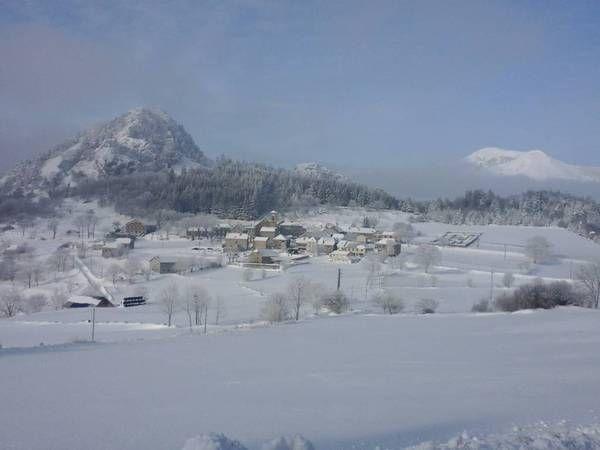 Parure d'hiver
Au choix en raquettes ou ski
