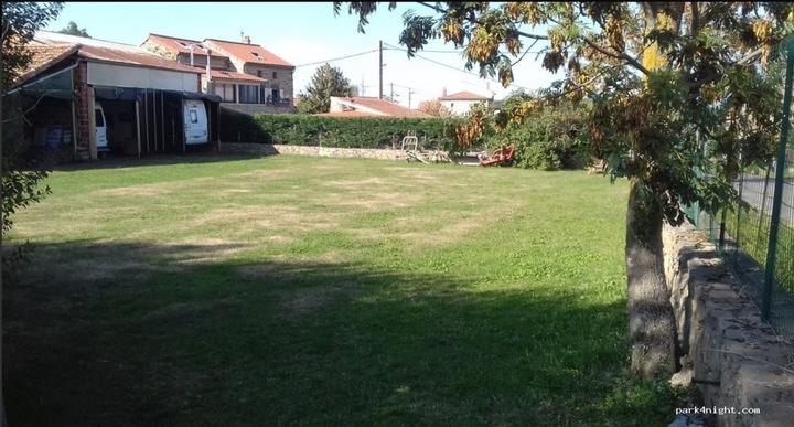 HLO aire de camping car Angelane