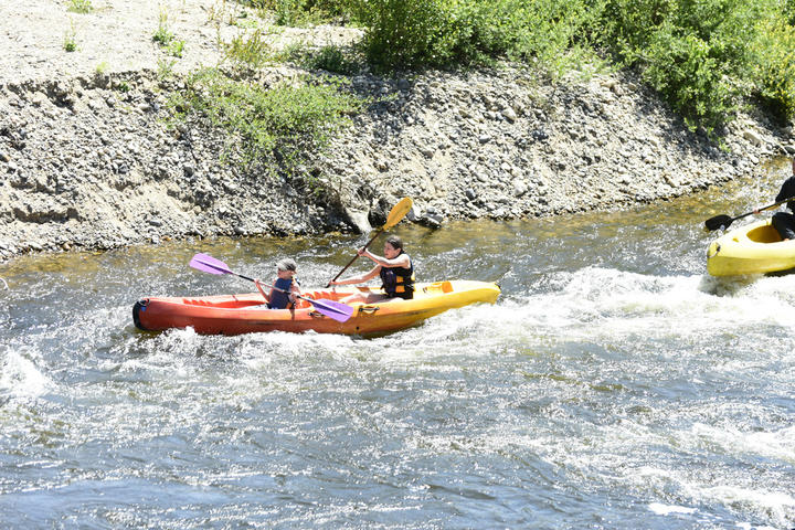 Canoë Pont de lamothe CO Brioude.jpg Canoë Allier Brioude