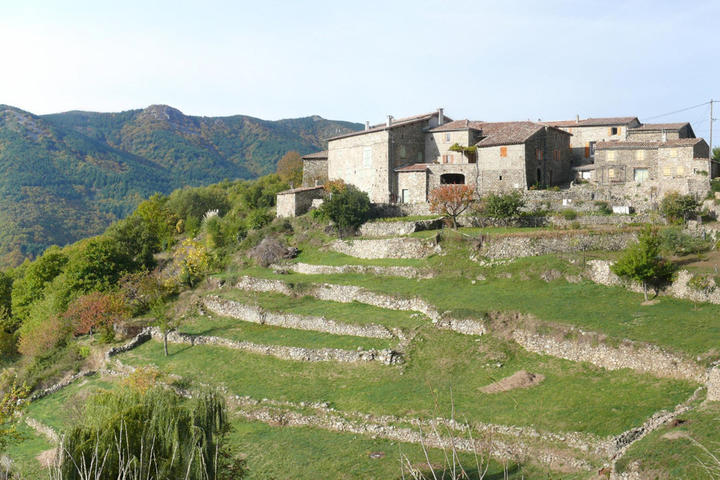 Le hameau du Monteil
