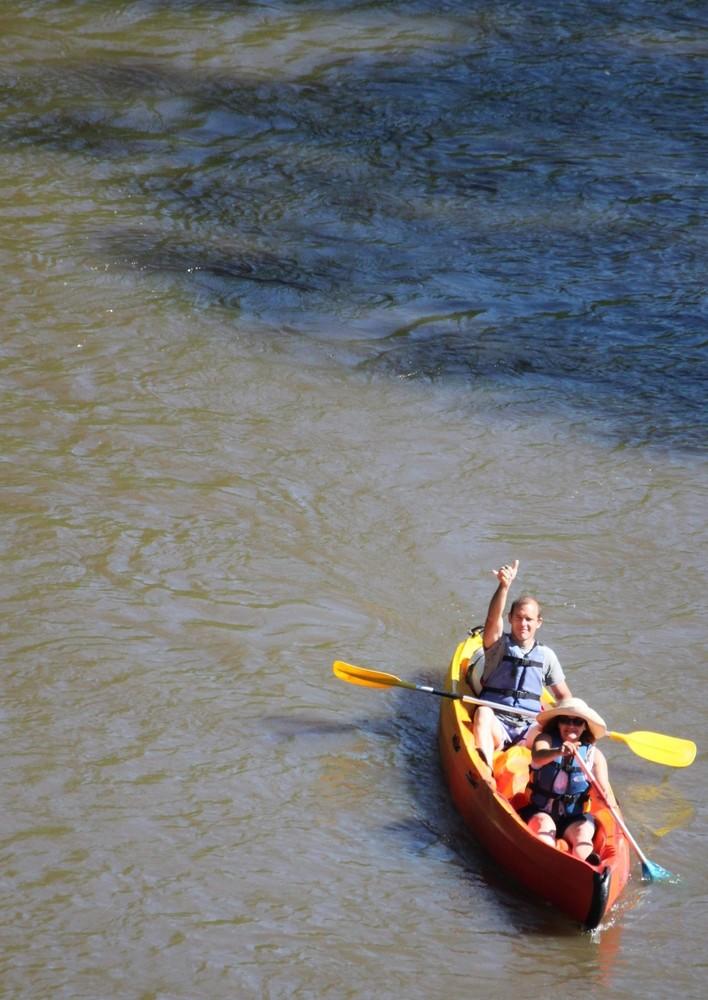 Canoë Allier Vieille-Brioude COB ck.JPG Passage sous le pont de Vieille-Brioude