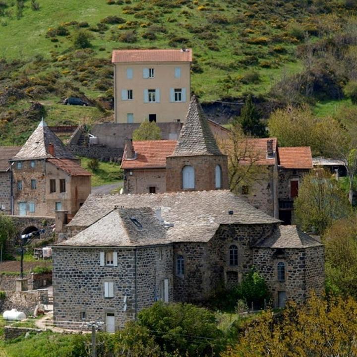 village la Rochette église