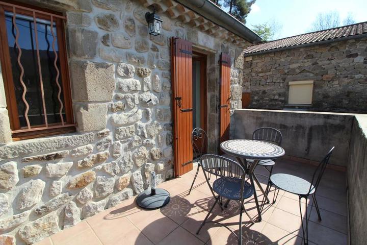 terrasse au niveau du salon