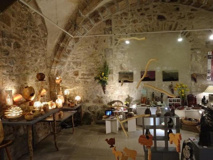 PCU_Casad'Art_Exposition estivale Cave de l'Echo Casa d'Art_La Chaise-Dieu_2020