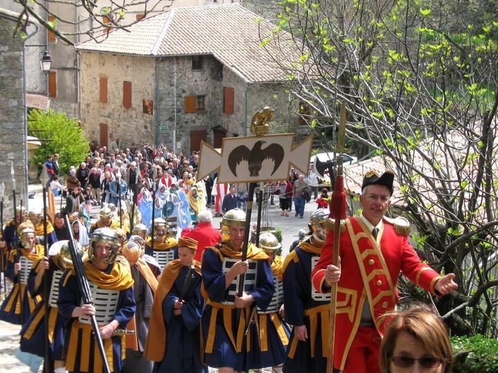 Burzet - Calvaire - La procession 1 Burzet - Calvaire - La procession 1
