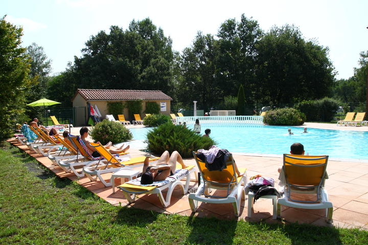 Camping Gorges de l'Allier Camping Langeac Piscine