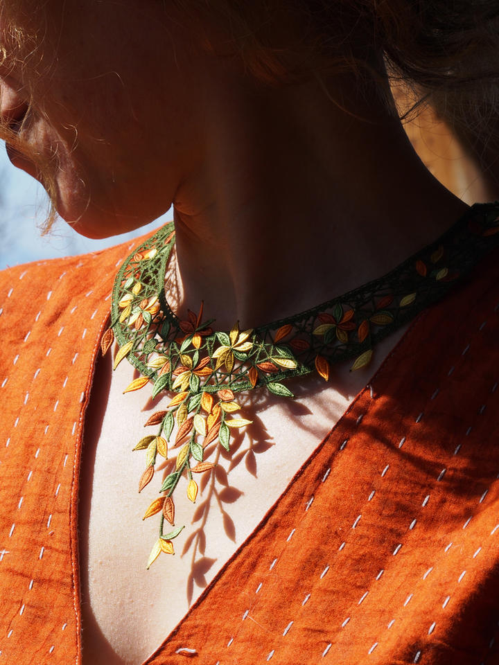 fleurs-au-vent.jpg dessin et réalisation Nathalie Bailly