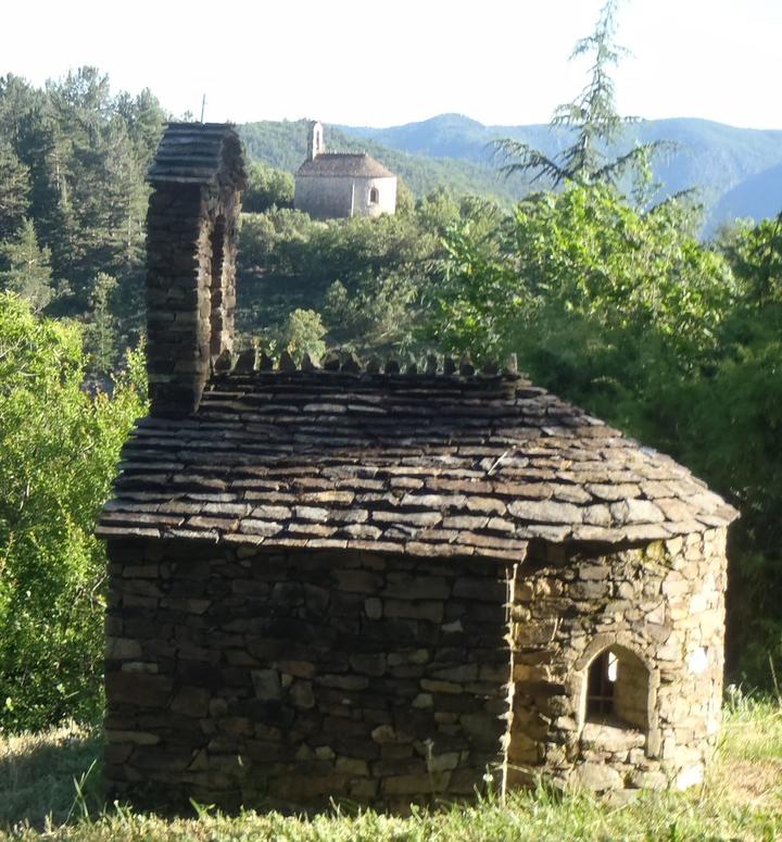 Ron des Fades Les chapelles Saint Régis.