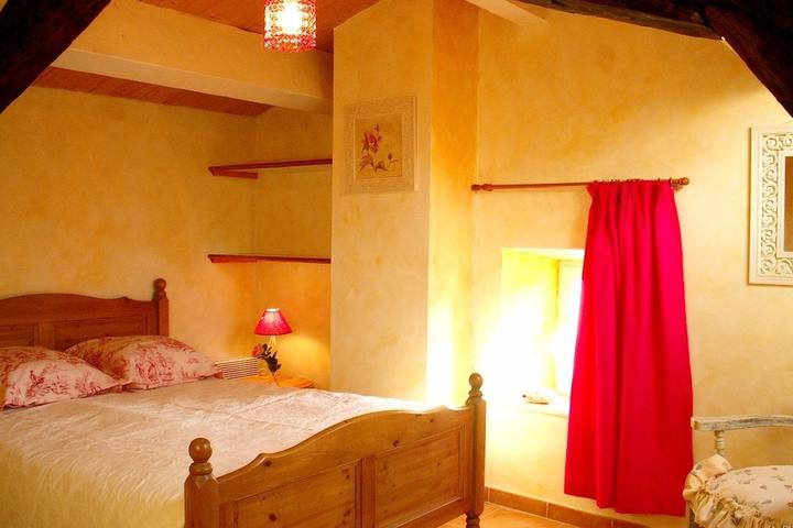 Chambre 1 (1 lit en 140)