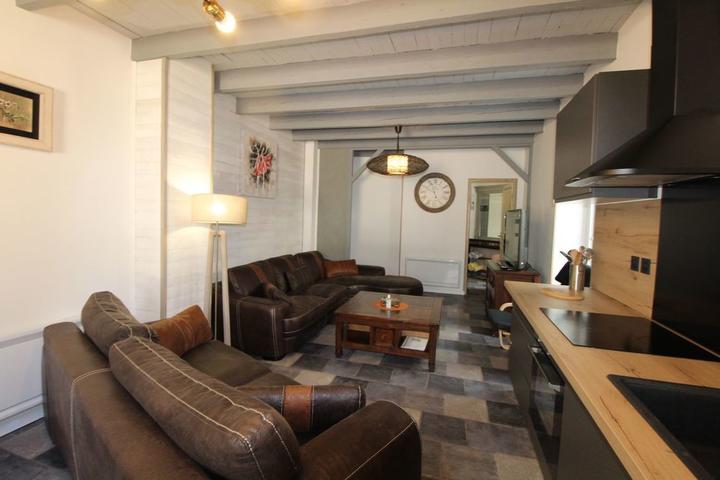 L'espace salon (pièce de 27 m ²)