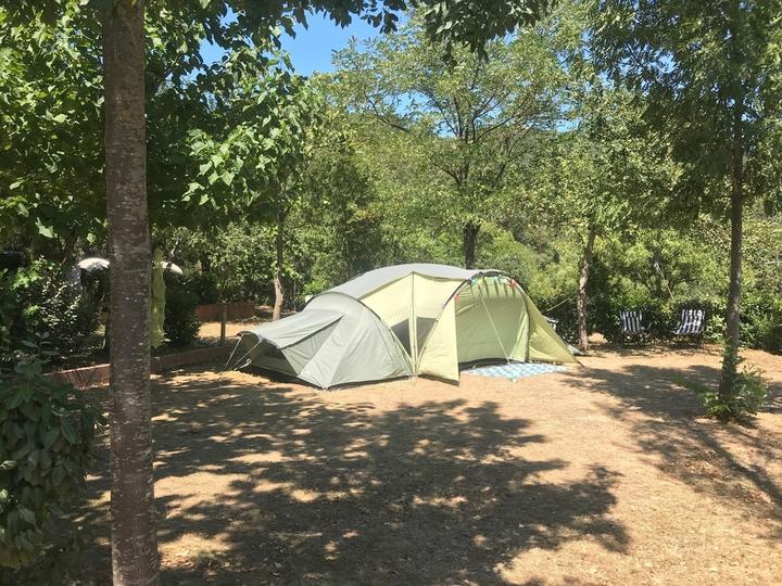 camping le relais des brison beaumont Emplacement camping