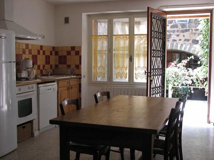 cuisine donnant sur la terrasse