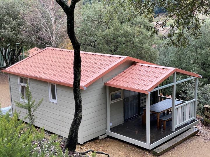 camping le relais des brison beaumont Chalets 2 adultes 4 enfants