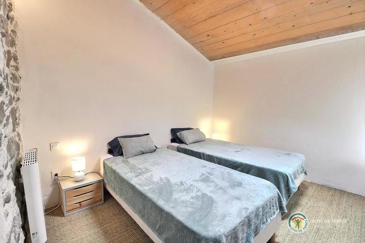 Chambre avec 2 lits en 90 cm modulable