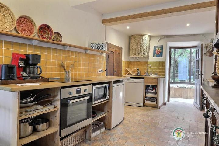 Séjour Cuisine avec petit salon