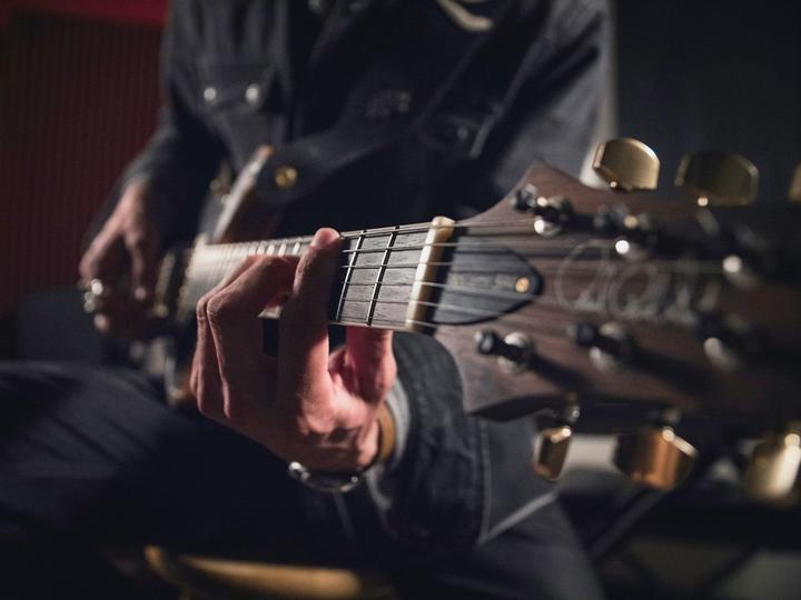 Blues ©joey-nicotra ©unsplash Blues ©joey-nicotra ©unsplash