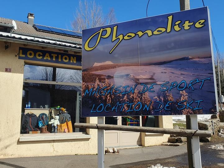 PHONOLITE 1