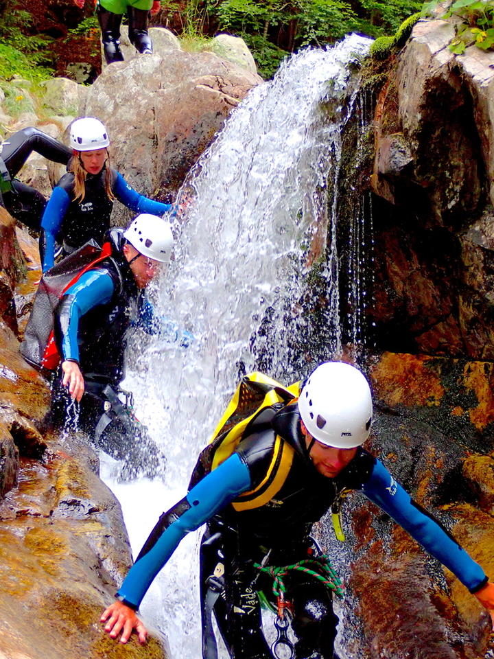 Riviere sauvage, avec Sauts parfait pour une session canyoning
