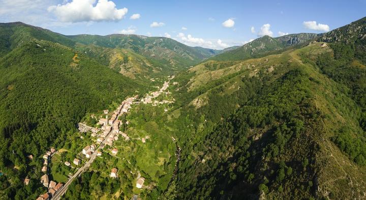 Mayres - Le village-2 ©S.BUGNON Mayres - Le village-2 ©S.BUGNON