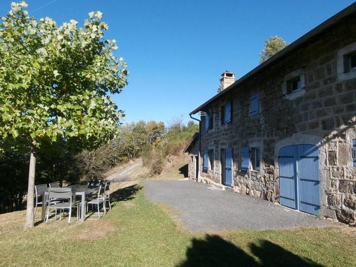 Repas à l'ombre