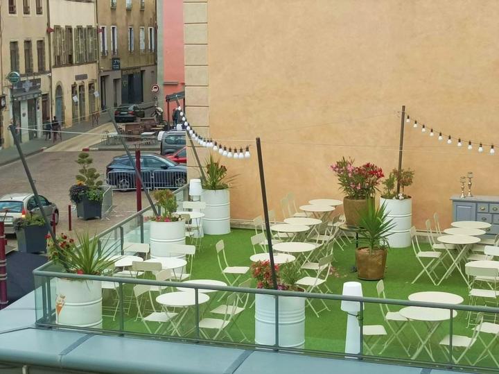 RES Terrasse extérieure