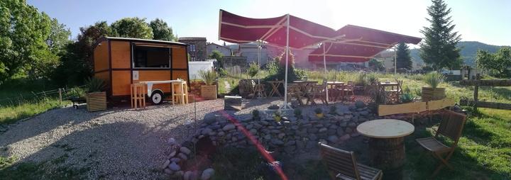 7E5DFCBC-ABF4-46B8-87EA-2B317AAC9668.jpeg La Belle Roulotte