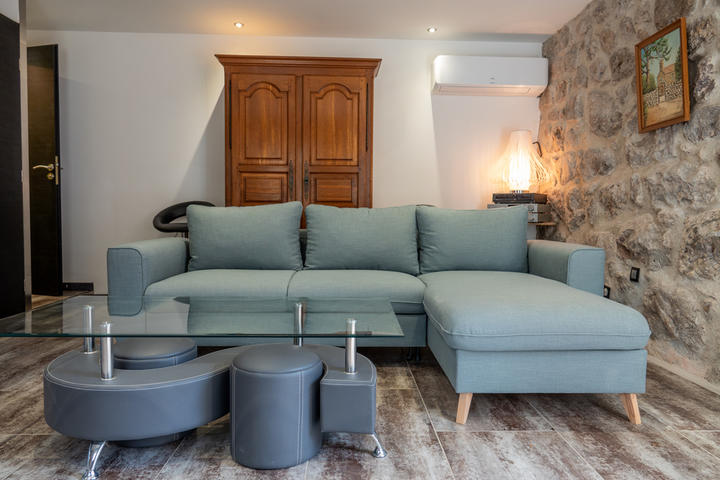 Grisou-salon Grisou-salon-Barnas©Sources & Volcans